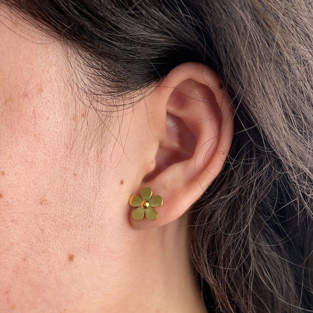 muun studios Flower Stud 18k Gold Plated Earring