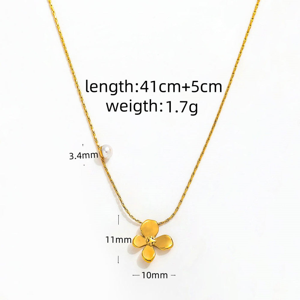 muun studios Mia Flower Necklace 18k Gold Plated Necklace